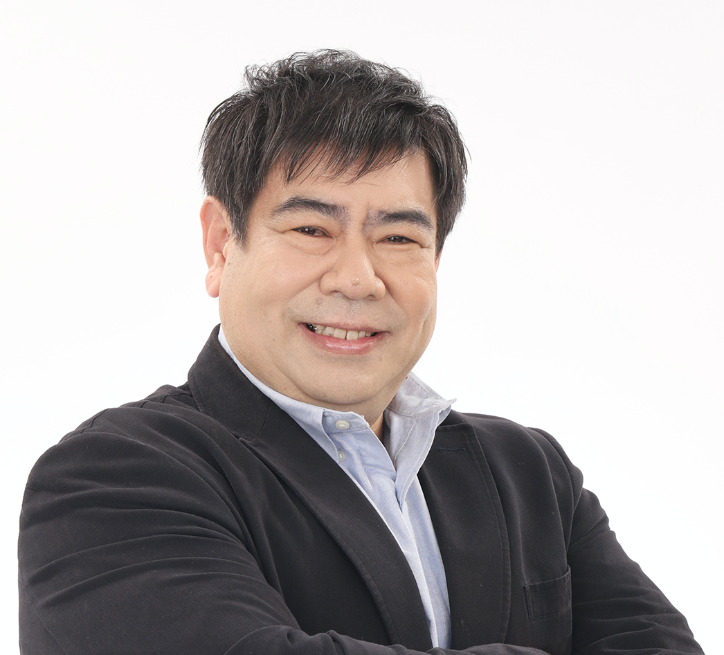 山岡英明